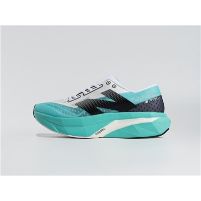 Кроссовки New Balance FuelCell Rebel V4