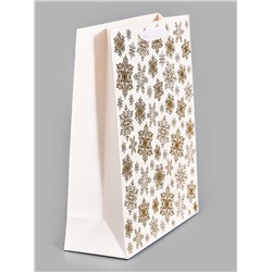 Пакет подарочный «Новогодние снежинки», 29×24×9 см, тиснение, конгрев, 3D-эффект