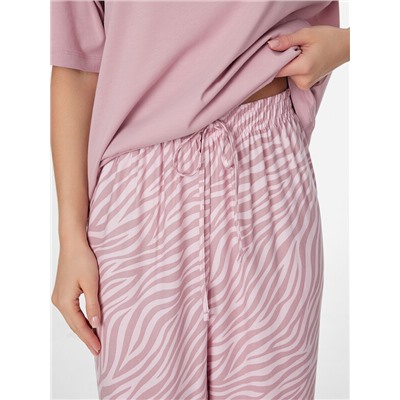 КОМПЛЕКТ ЖЕНСКИЙ (ФУТБОЛКА, БРИДЖИ) 592541