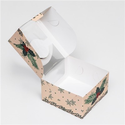 Коробка под бенто - торт с окном «Новогодняя с шишками», 14×14×8 см