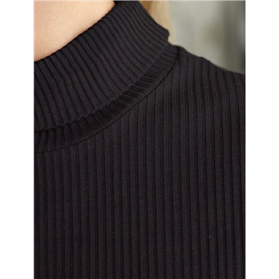 Водолазка из фактурного трикотажа в рубчик