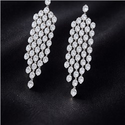 Серьги бижутерия висячие вечерние с камнями, цвет: серебристый и прозрачный, арт.012.068