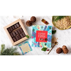 Кедровая птичка / кедровый орех, земляника, смородина / 180 г / ТМ Сибирский кедр