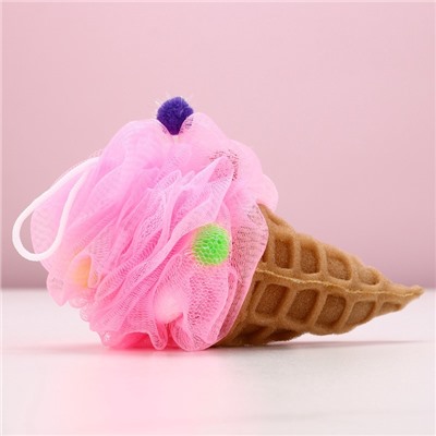 Подарочный набор косметики «Моей ягодке», гель для душа 300 мл и мочалка, аромат клубники в шоколаде, Чистое счастье