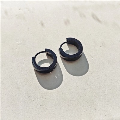 Серьги из стали