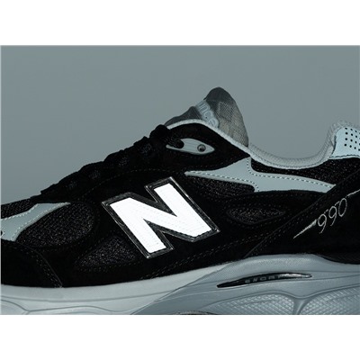 Кроссовки New Balance 990 v3