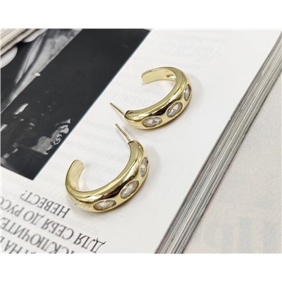 Серьги стильные