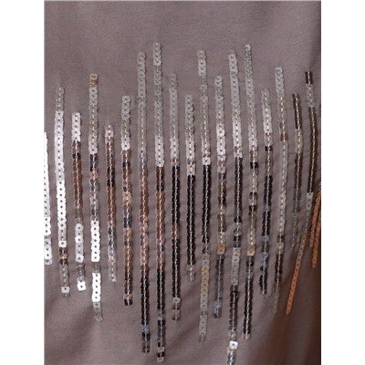 Нарядная футболка с принтом пайетками