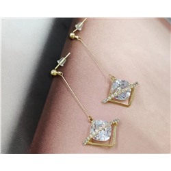 Серьги стильные