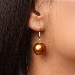 Комплект: колье жесткое разъемное на шею, браслет и серьги, цвет: золотистый, вставка: исск.жемчуг, цвет: коричневый перламутровый, арт.001.679