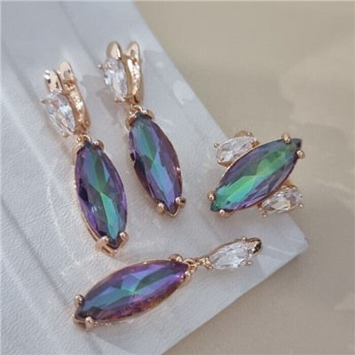 Комплект ювелирной бижутерии коллекция "Дубай" серьги, кулон и кольцо 18 р, покрытие позолота, вставка: стекло и фианиты, цвет: хамелеон и прозрачный, арт.414.243-18