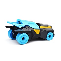 Робот трансформирующийся в гоночное авто, в пакете