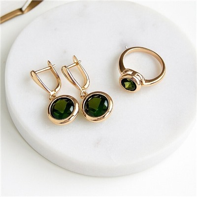 Комплект ювелирной бижутерии коллекция "Дубай" серьги и кольцо 17 р, покрытие позолота, вставка: фианит, цвет: темно-оливковый, арт.313.337-17