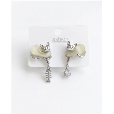 Стильные серьги