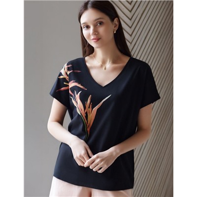 Свободная футболка с V-вырезом и цельнокроеным рукавом из 100% хлопка с принтом