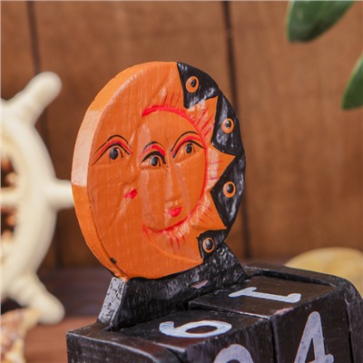 Календарь настольный «Месяц и солнце», 10×5×15 см, дерево