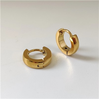 Серьги из стали