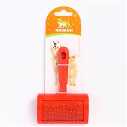 Пуходерка полукруглая малая с каплями, 8.5×13 см, красная