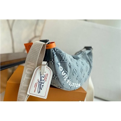 Джинсы #23057602