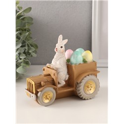 Фигурка полистоун «Заяц-тракторист с пасхальными яичками в кузове», 11.5×6.5×12 см