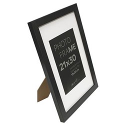 Фоторамка 21х30 пл. МДФ багет 21мм черная 1033130 с паспарту 37321 Attache