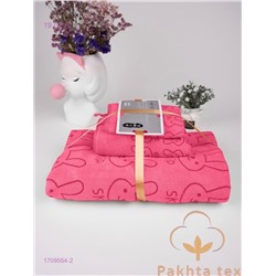 Комплект из трех полотенец 1709564-2