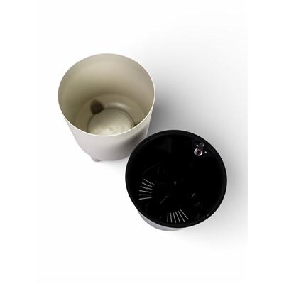 Кашпо для цветов «Шэнк», 29 л, d=35.7 см, h=36.6 см, пластиковое, с автополивом, со вставкой, на ножках, белое