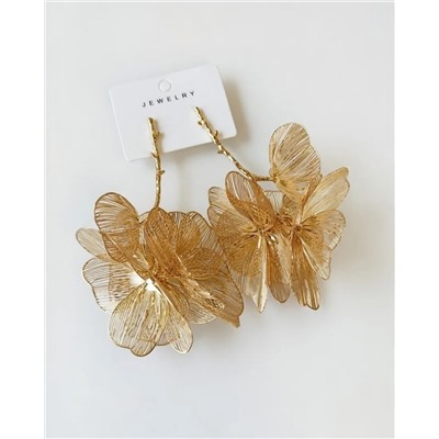 Стильные серьги