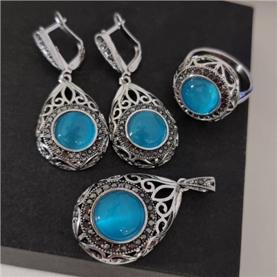 Крупный комплект ювелирной бижутерии серьги, кулон и кольцо 18 р, покрытие посеребрение, вставка: фианиты и искусственный камень кошачий глаз, цвет: графитовый и бирюзовый, арт.314.923-18