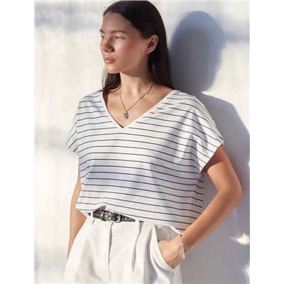 Футболка в полоску с V-вырезом и цельнокроеным рукавом из премиального хлопка