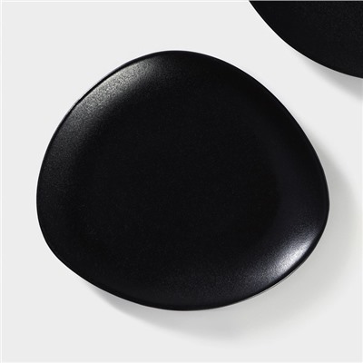 Тарелки Magistro Carbon, 21×18.5 см, фарфор, чёрные