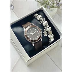 Подарочный набор для женщин часы и браслет+ коробка #22853034