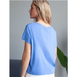 Футболка с V-вырезом и цельнокроеным рукавом из премиального хлопка