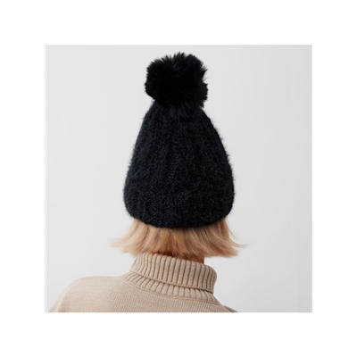 Шапка с помпоном женская MINAKU, чёрная, размер 56-58