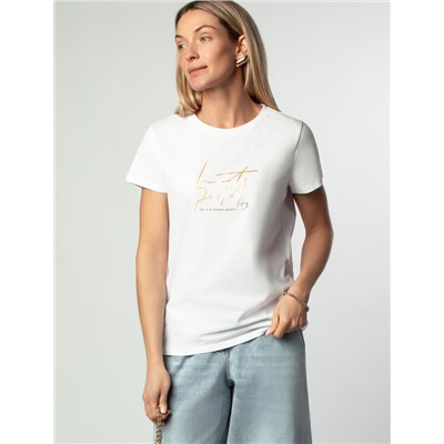 Футболка из 100% хлопка с авторским принтом.