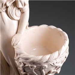 Фигура с кашпо «Девушка», 1.2 л, 900 мл, 20×29×96 см, гипс, бежевая