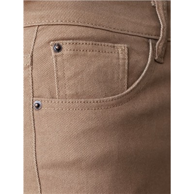 Джинсы из эластичного денима