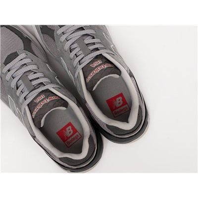 Кроссовки New Balance 990 v3