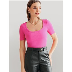 Футболка из трикотажа в широкий рубчик