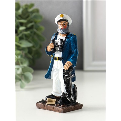 Фигурка полистоун «Капитан», 13 см