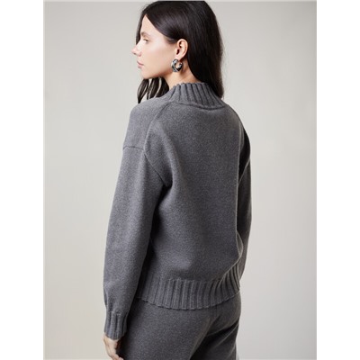 Джемпер из пряжи с кашемиром