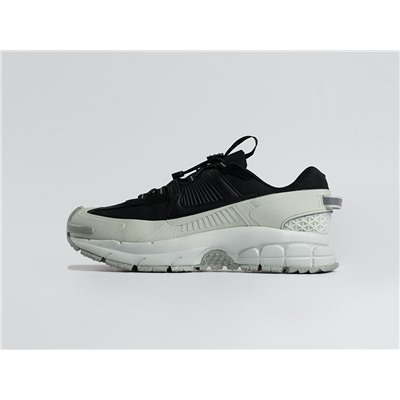 Кроссовки Nike Zoom Vomero 5 Roam