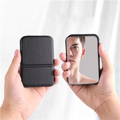 Зеркало карманное складное из экокожи, 10,5*7 см.