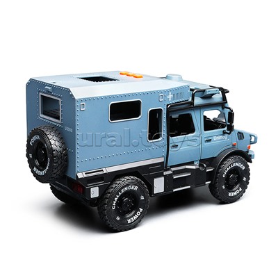 Машина "Armored car" (свет, звук) в коробке