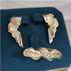 Комплект ювелирной бижутерии Итальянское золото (покрытие желтое 14к), серьги и кольцо 20 р, арт.313.215-20