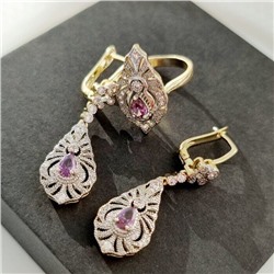 Комплект ювелирной бижутерии Итальянское золото (покрытие желтое 14к), серьги висячие и кольцо 17 р, покрытие позолота и посеребрение, вставка: фианиты, цвет: прозрачный и сиреневый, арт. 213.038-16