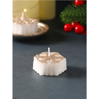 Набор свечей «Снежинки и подсвечник», 3 шт., 12×10×4 см