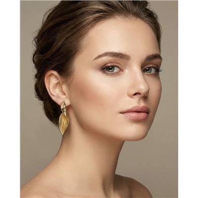 Стильные серьги