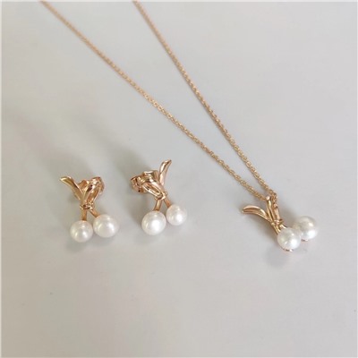 Комплект серьги и кулон