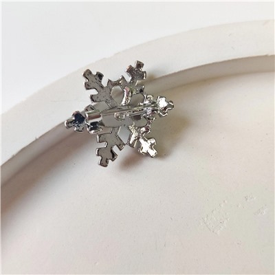 Брошь Снежинка
